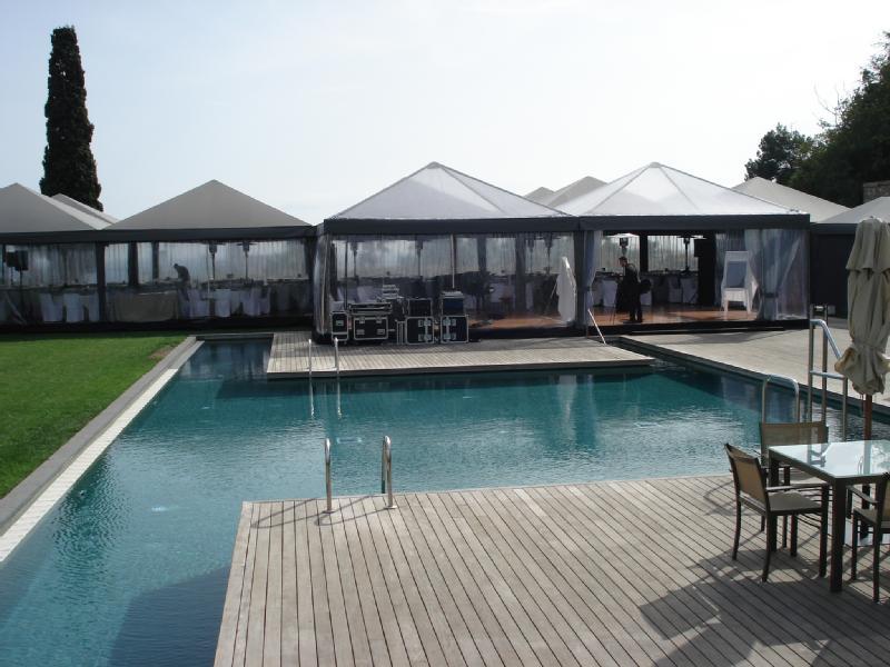 Hotel Miramar Barcelona Gl מראה חיצוני תמונה The pool at the hotel