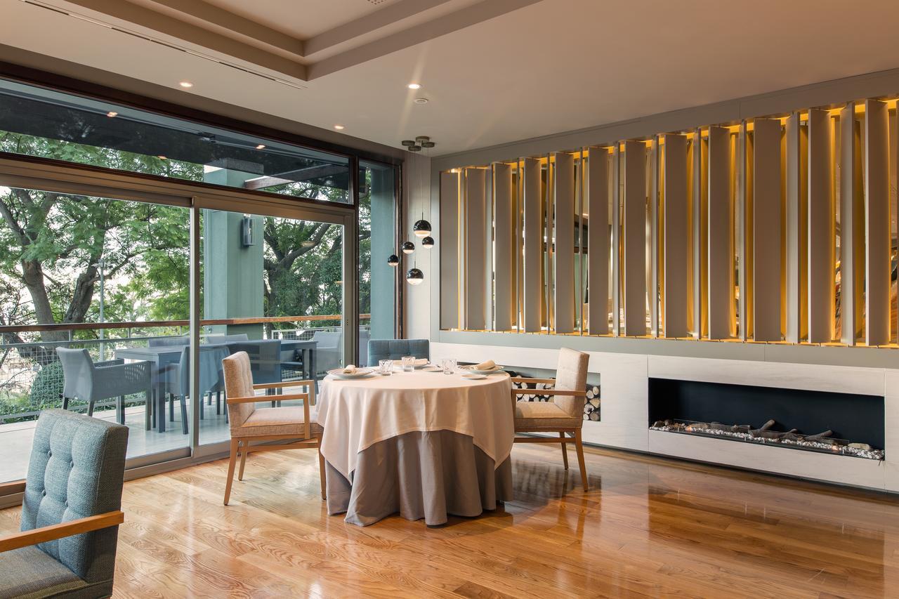 Hotel Miramar Barcelona Gl מראה חיצוני תמונה Restaurant interior