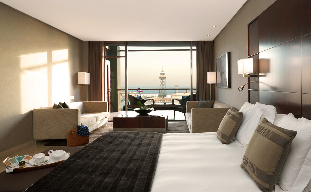 Hotel Miramar Barcelona Gl מראה חיצוני תמונה A room at the hotel