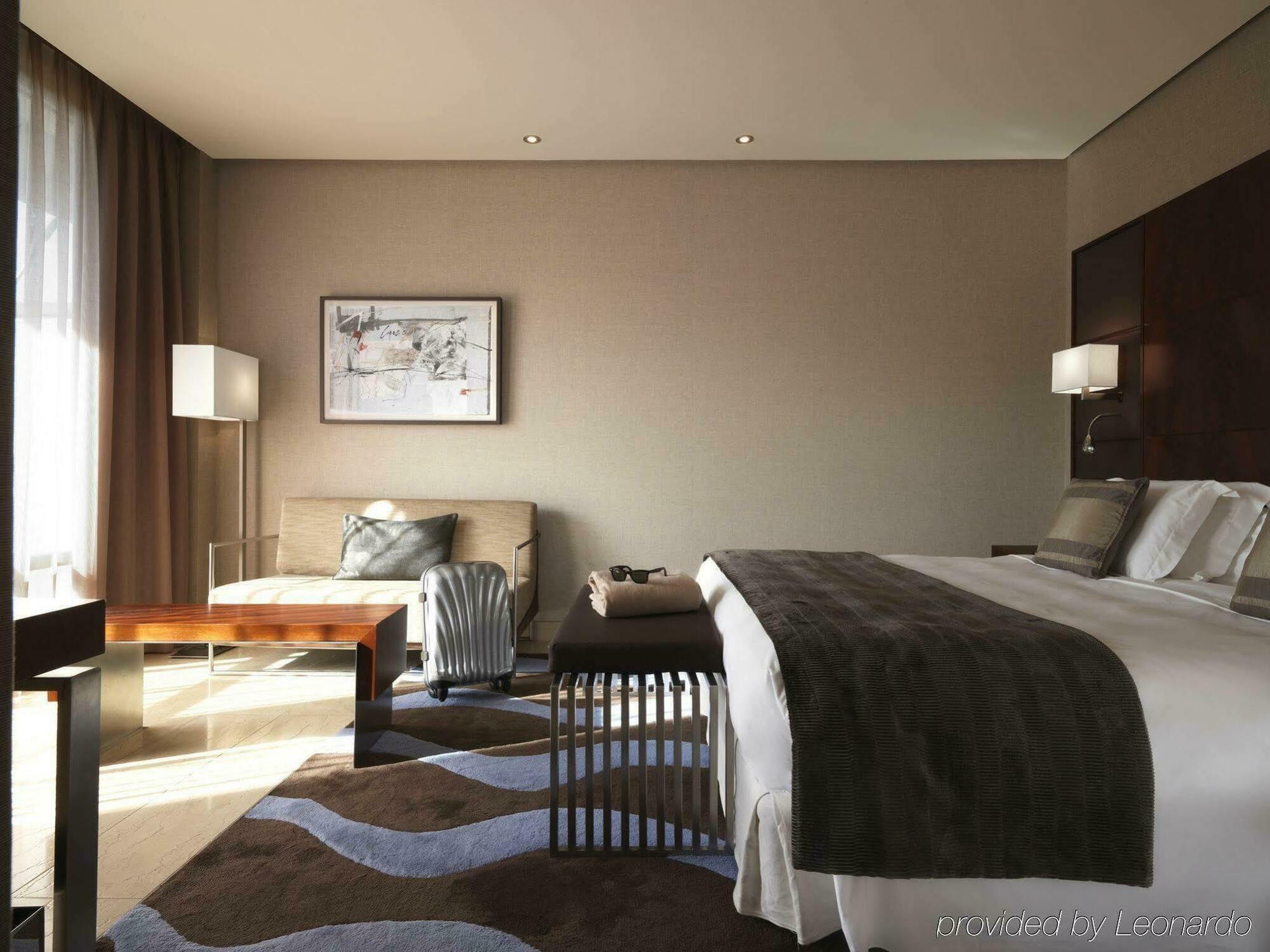 Hotel Miramar Barcelona Gl חדר תמונה A bedroom at the hotel